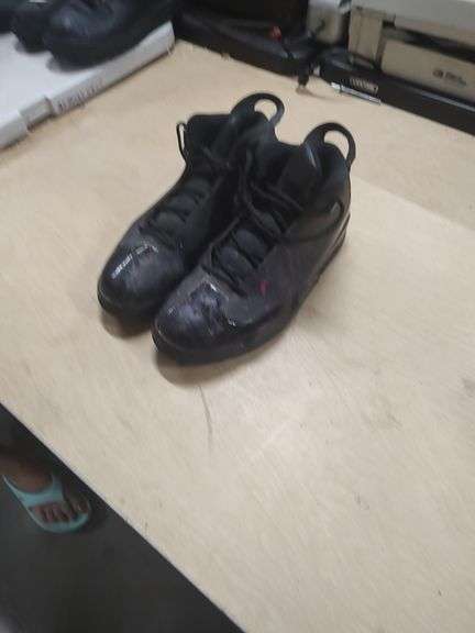NIKE SZ 11.5 SHOES image