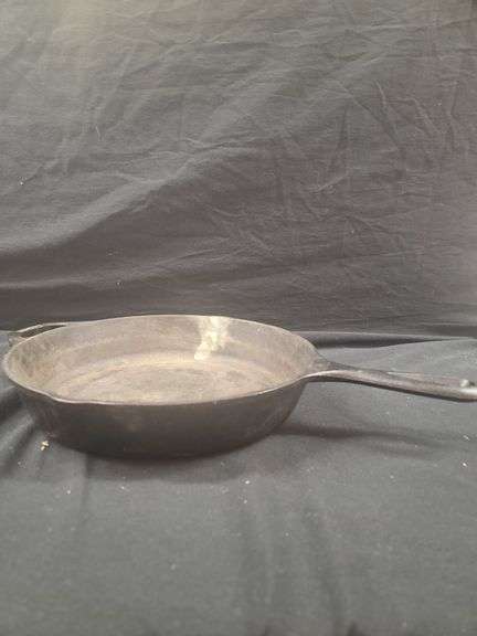 Lodge #6 Cast Iron Skillet image