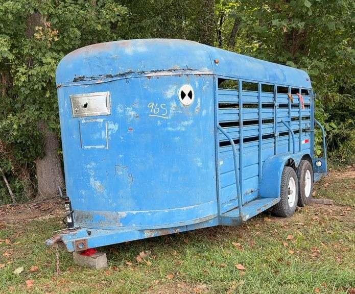 L15B - 18 Ft Cattle Trailer image