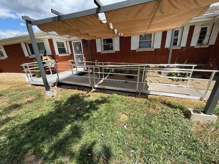 Modular Aluminum Wheelchair Ramp with Handrails image