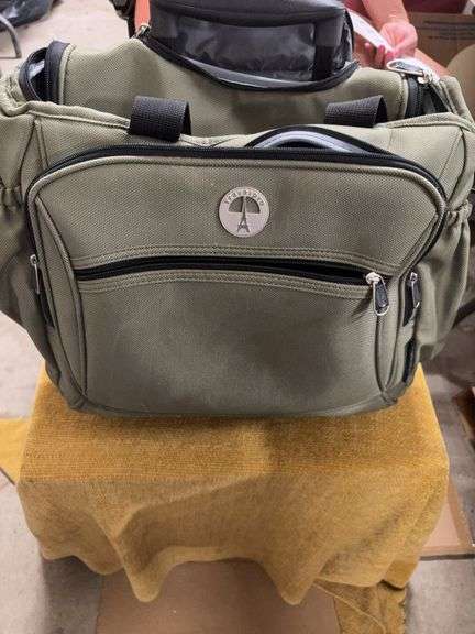 TRAVEL PRO PULL BEHIND BRIEFCASE.  NICE image