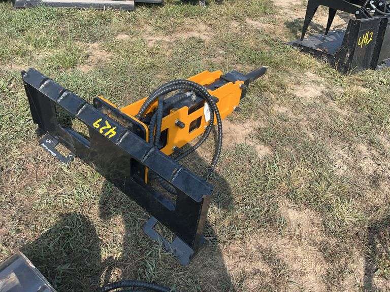 L7- Quick Attach Concrete Braker image