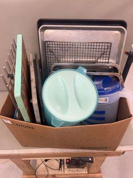 Mixed Kitchen Lot: Bakeware, Cutting Boards, and Pitchers image