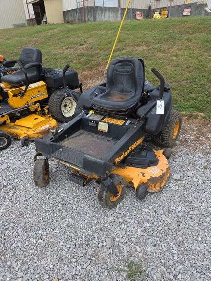 L16- Poulan Pro Zero Turn Mower image