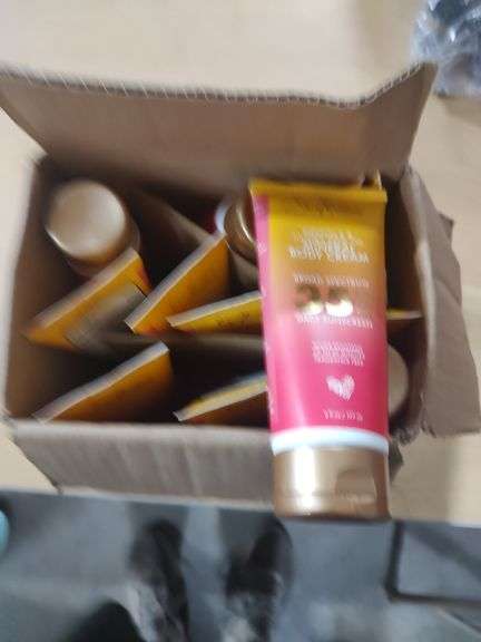 12 TUBES SHEA MOISTURE BODY CREAM image