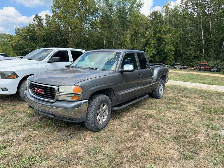 1999  GMC  Sierra L12- 1999 GMC Sierra (Has Title) image