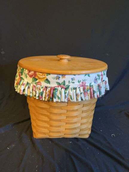 Longaberger Basket with Lid and Floral Liner image