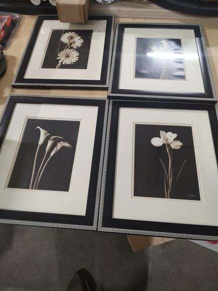 4 WALL HANGING FLOWER PICTURES image
