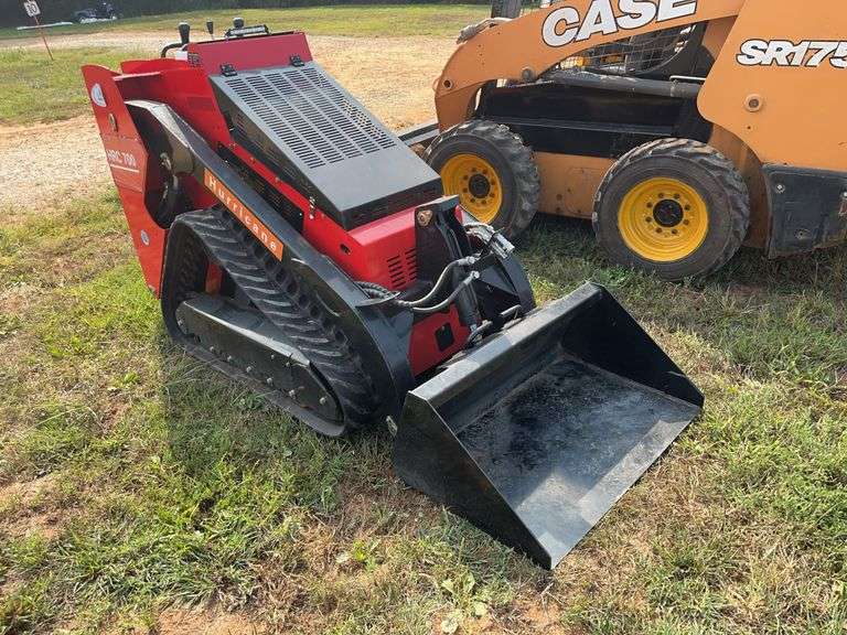 L9- Hurricane Mini Skid Steer image