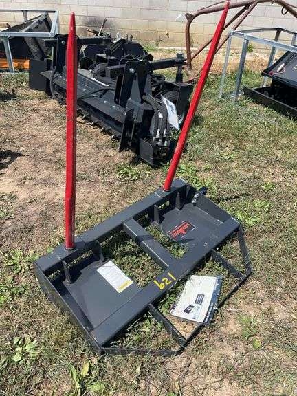 L7- Skid Steer Bale Spear image