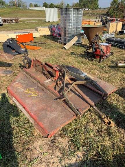 L7- 5 Ft Bushhog Brand Rotary Cutter image