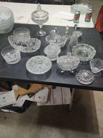 CRYSTAL AND CUT GLASS LOT - CANDY DISHES - FRUIT BOWLS - BELL - ASH TRAY AND ETC image