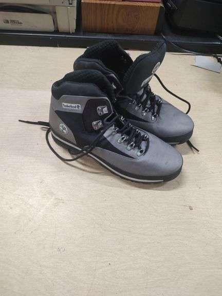 TIMBERLAND SZ 11 BOOTS image