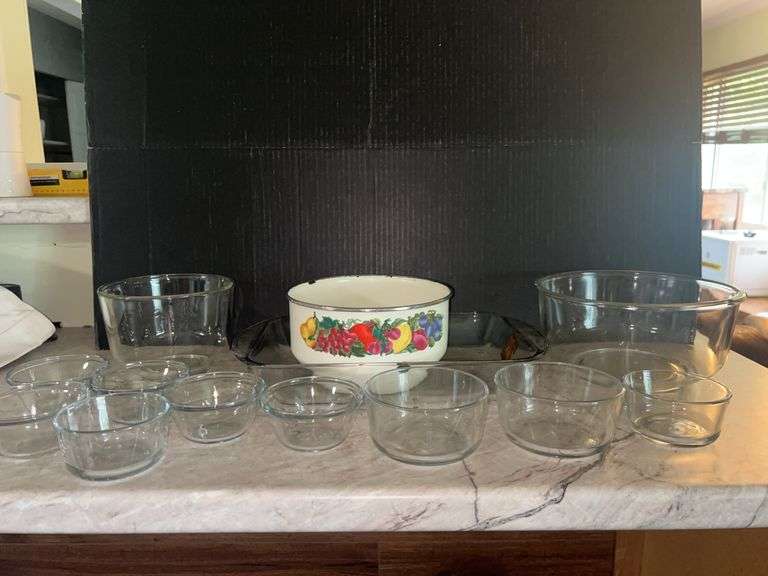 Anchor Hocking Glassware and Enamelware image