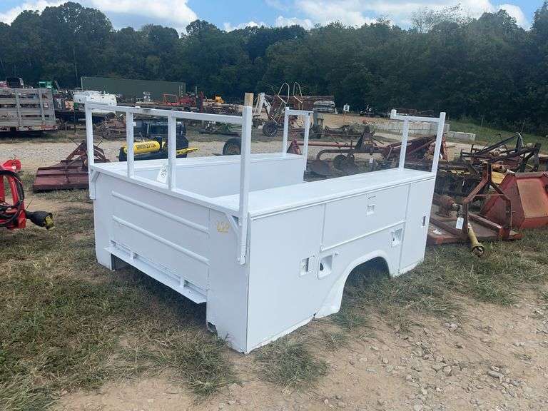 L4- 8 Ft Stahl Utility Bed image