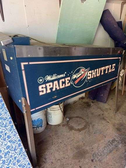 Williams Space Shuttle Pinball Machine image