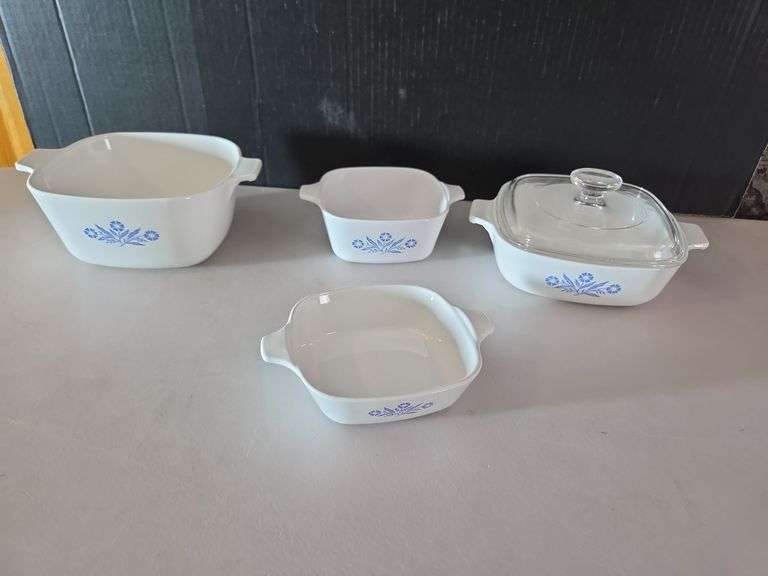 Corning Ware Cornflower Set of 4 Square Casserole Dishes image