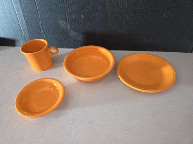 Fiesta Ware Set - Four Piece - Orange image