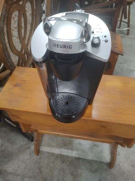KEURIG COFFEE MAKER image