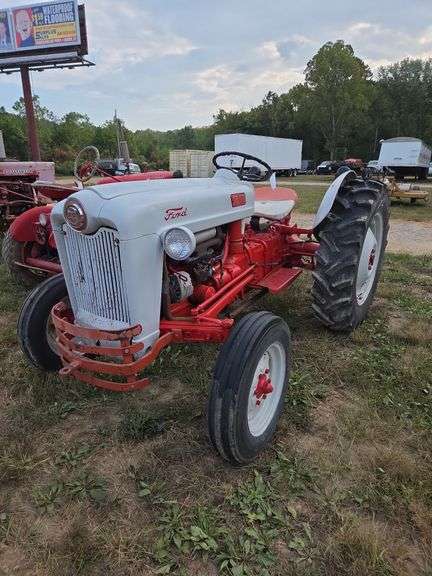 L9- Ford Golden Jubilee Tractor image