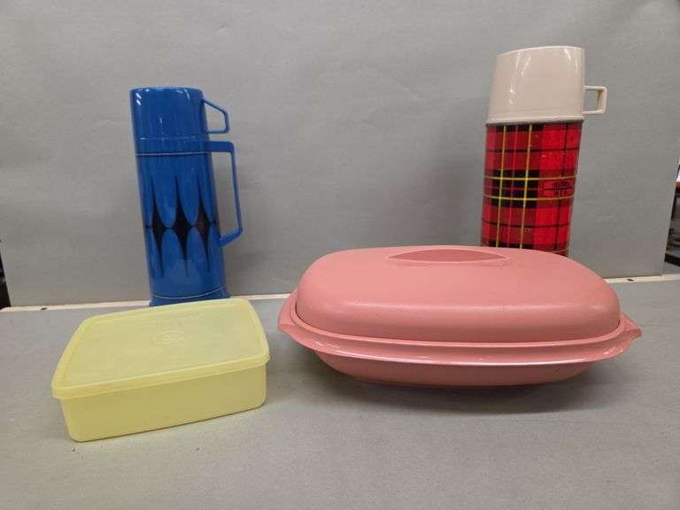 Tupperware and Thermos Set image