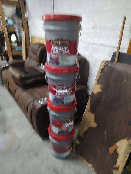 4 - 5 GALLON BUCKETS WITH LIDS image