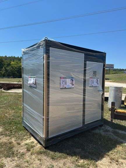 Portable Restroom Unit - Model K1522 image