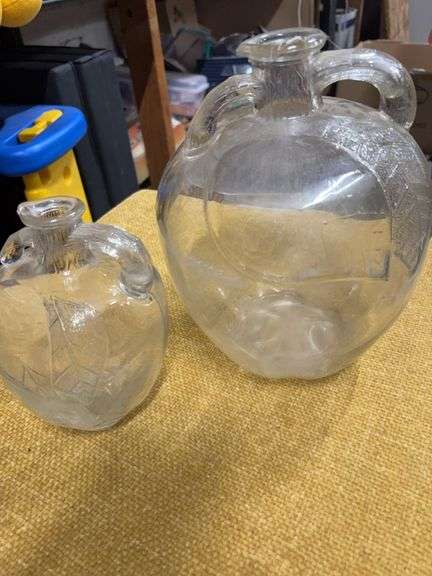 VINTAGE WHITEHOUSE APPLE CIDER VINEGAR LARGE AND SMALL GLASS BOTTLE image