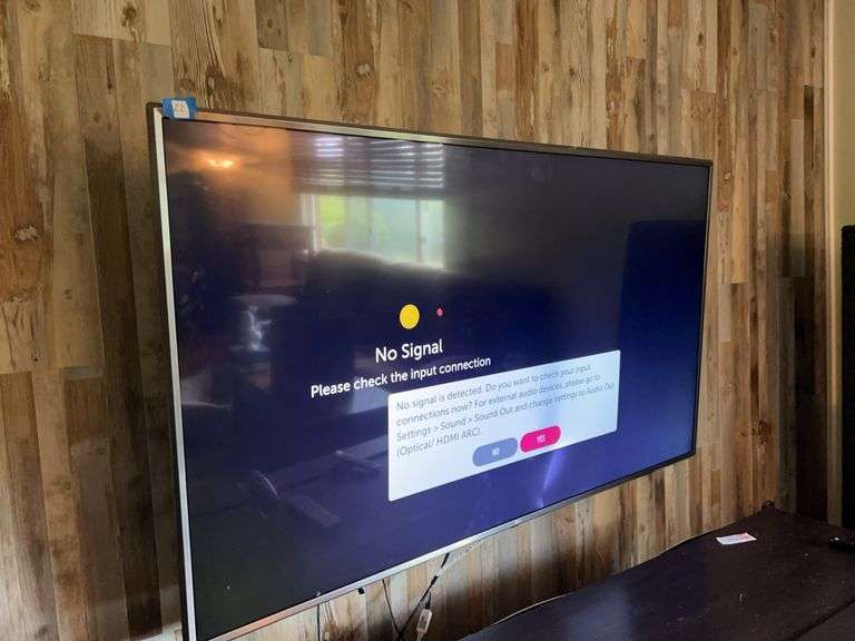 LG 75UJ657A 75-inch 4K UHD Smart LED TV with Remote image