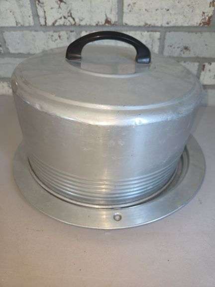 Assorted Metal Cookware with Cake Carrier & Blue Bird Pie Plate image