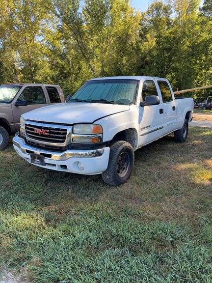 L13- 2007 GMC 2500 (Has Title) image