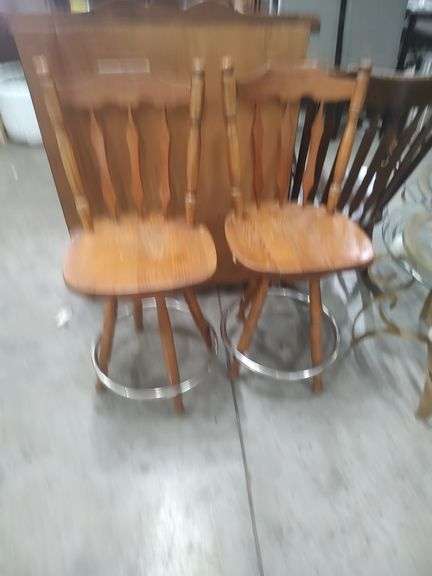 2 OAK SWIVEL BAR STOOLS - 24 INCHES FLOOR TO SEAT image