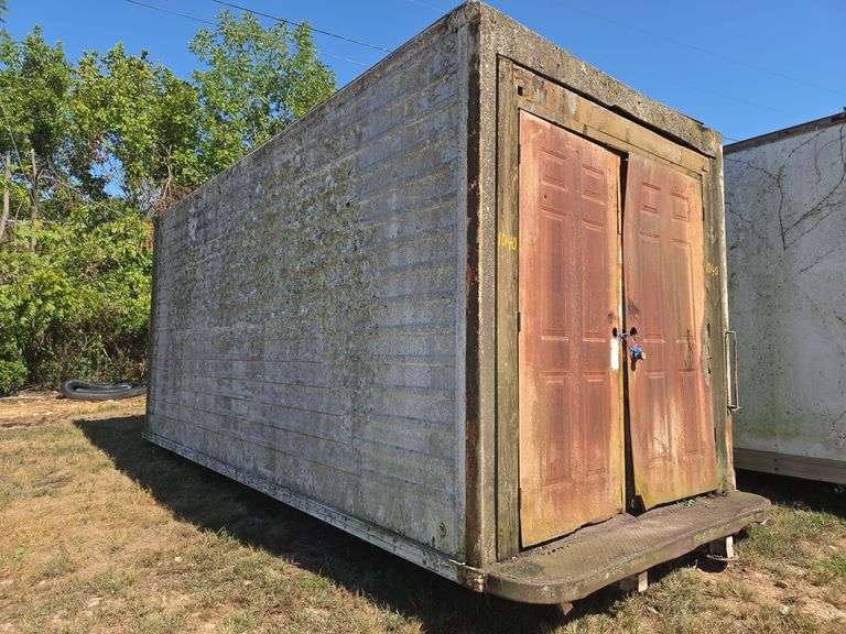 L15- 8x18 Van Box image