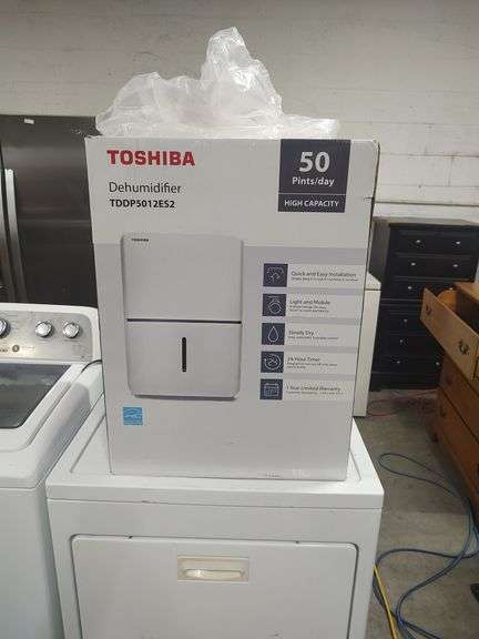 TOSHIBA HIGH CAPACITY DEHUMIDIFIER - 50 PINTS PER DAY image