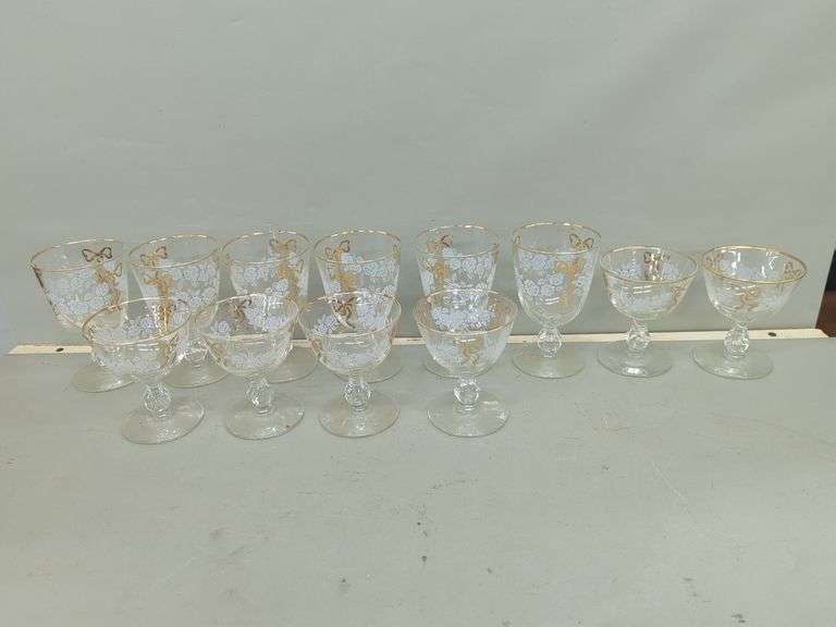Set of Twelve Cordial Glasses with Floral and Bow Design image