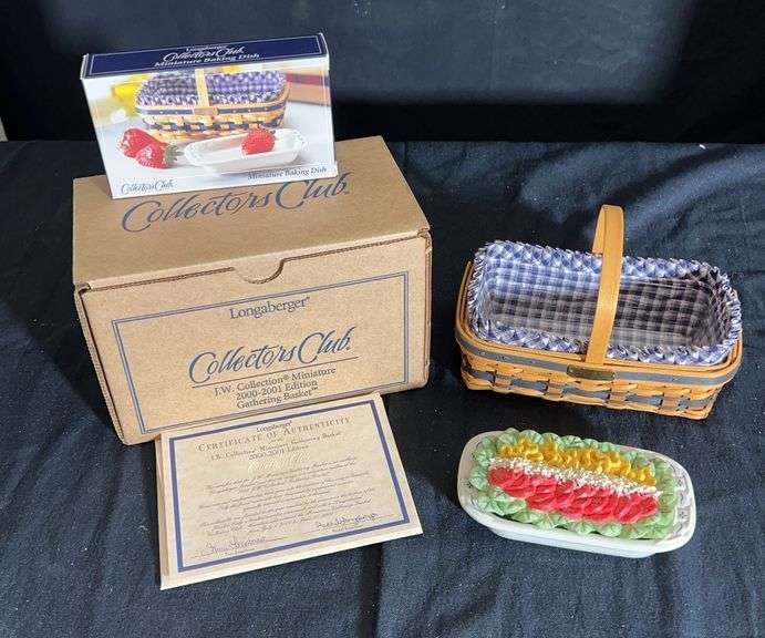 Longaberger Collectors Club Miniature Gathering Basket Set image