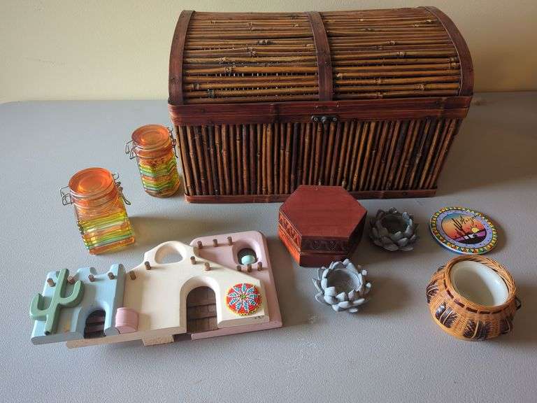 Assorted Home Decor Items image