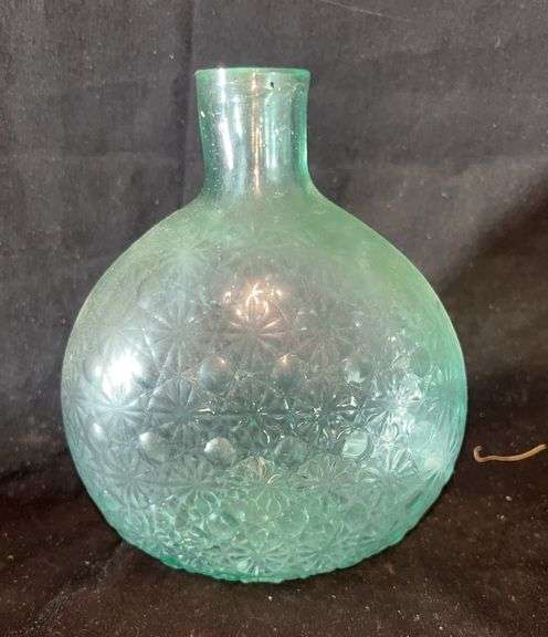 Green Glass Vase image