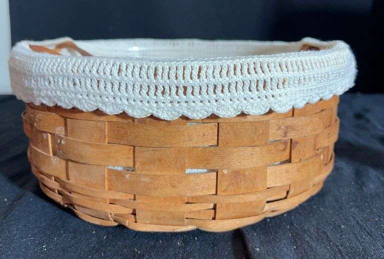 Longaberger Handwoven Basket image