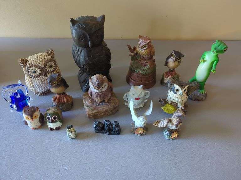 Owl Figurine Collection - Assorted Materials and Styles image