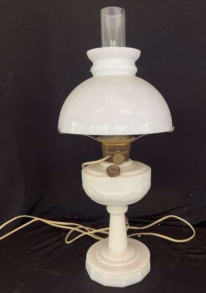 Aladdin Model B Nu-Type Mantle Lamp image