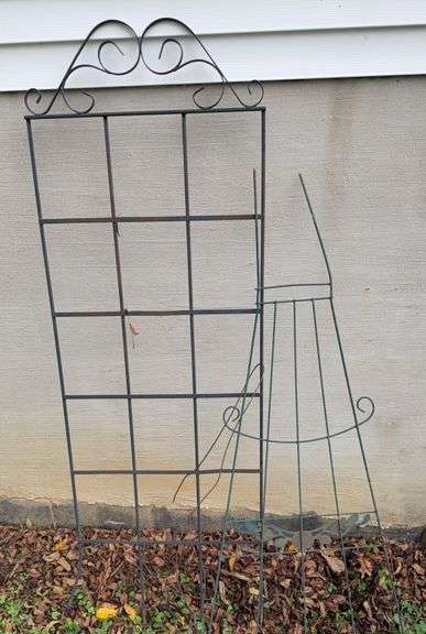 2 Metal Garden Trellises image