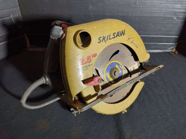 Skilsaw Classic 2.5 HP Circular Saw Model 5275.05 image