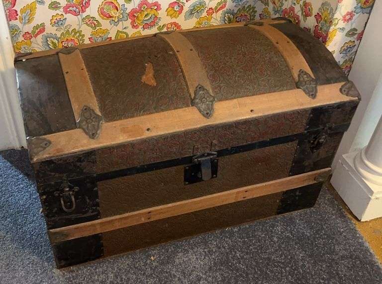 Trunk image