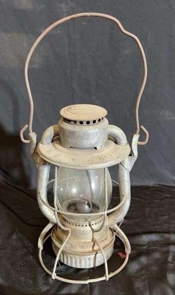 Dietz Vesta Railroad Lantern image