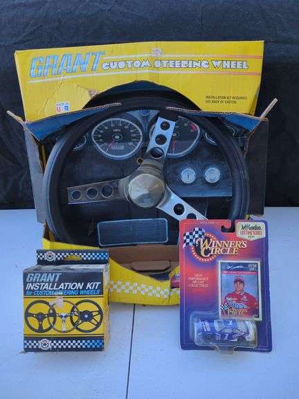 Grant Custom Steering Wheel Classic Series and Jeff Gordon Winner's Circle Diecast image