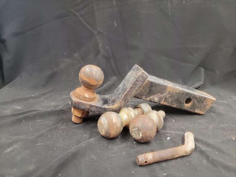 Towing Products Hitch with Tow Balls image