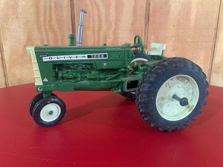 Oliver 1555 Farm Toy Tractor