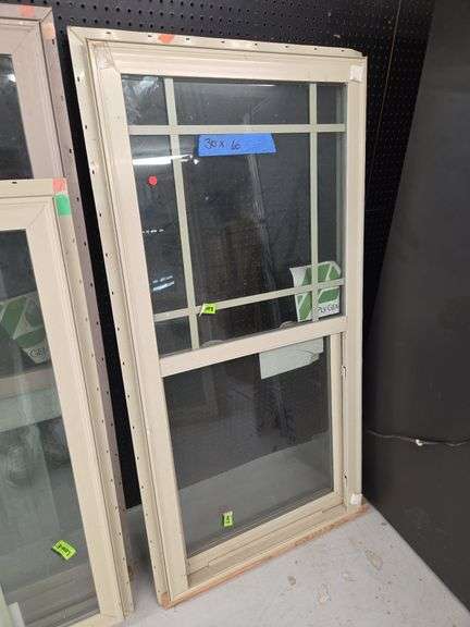 Ply Gem Window - 30 x 60 image