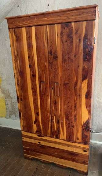 Kincaid Robes Cedar Wardrobe image